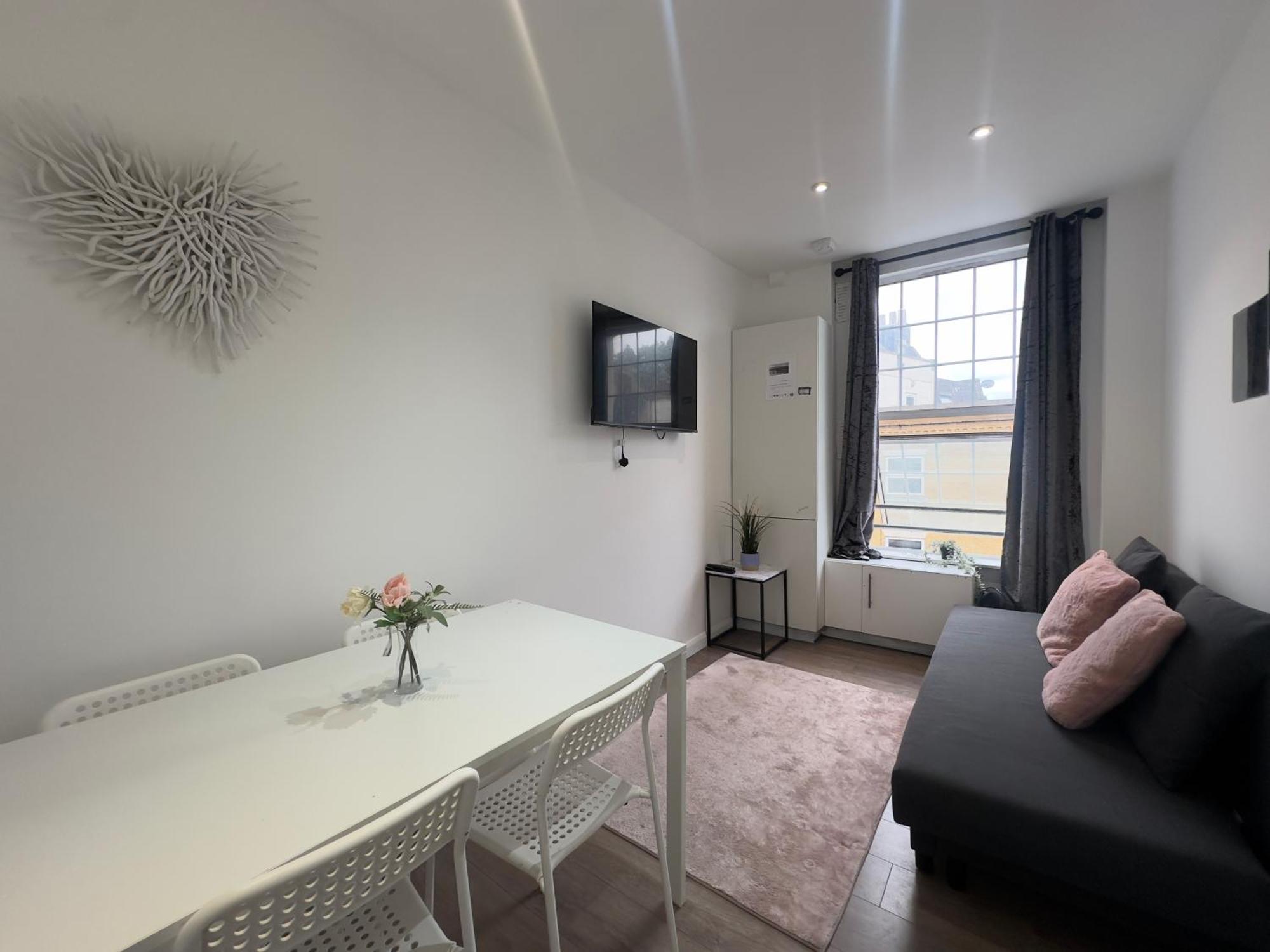 Apartment Euston London
