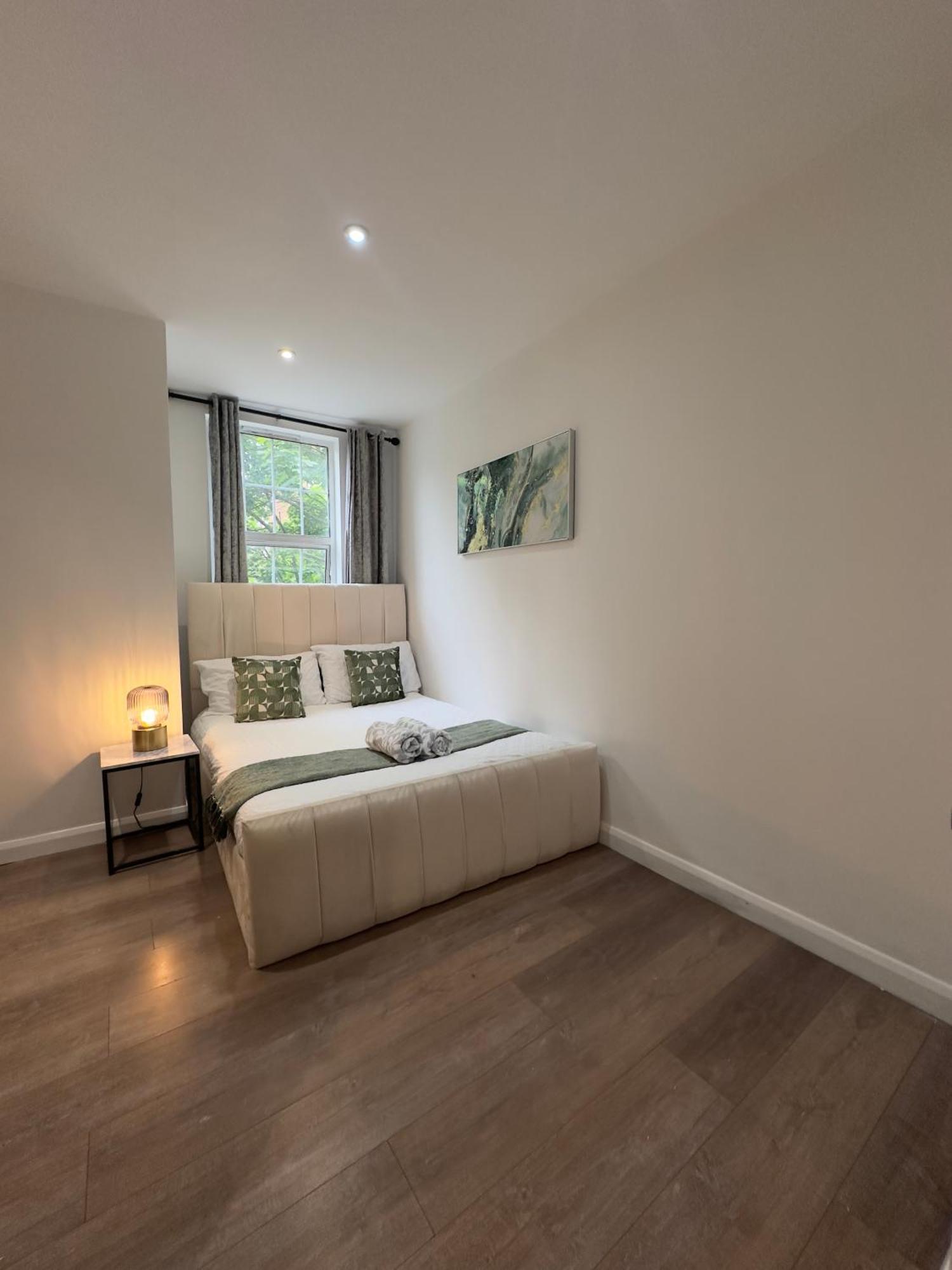 Apartment Euston London